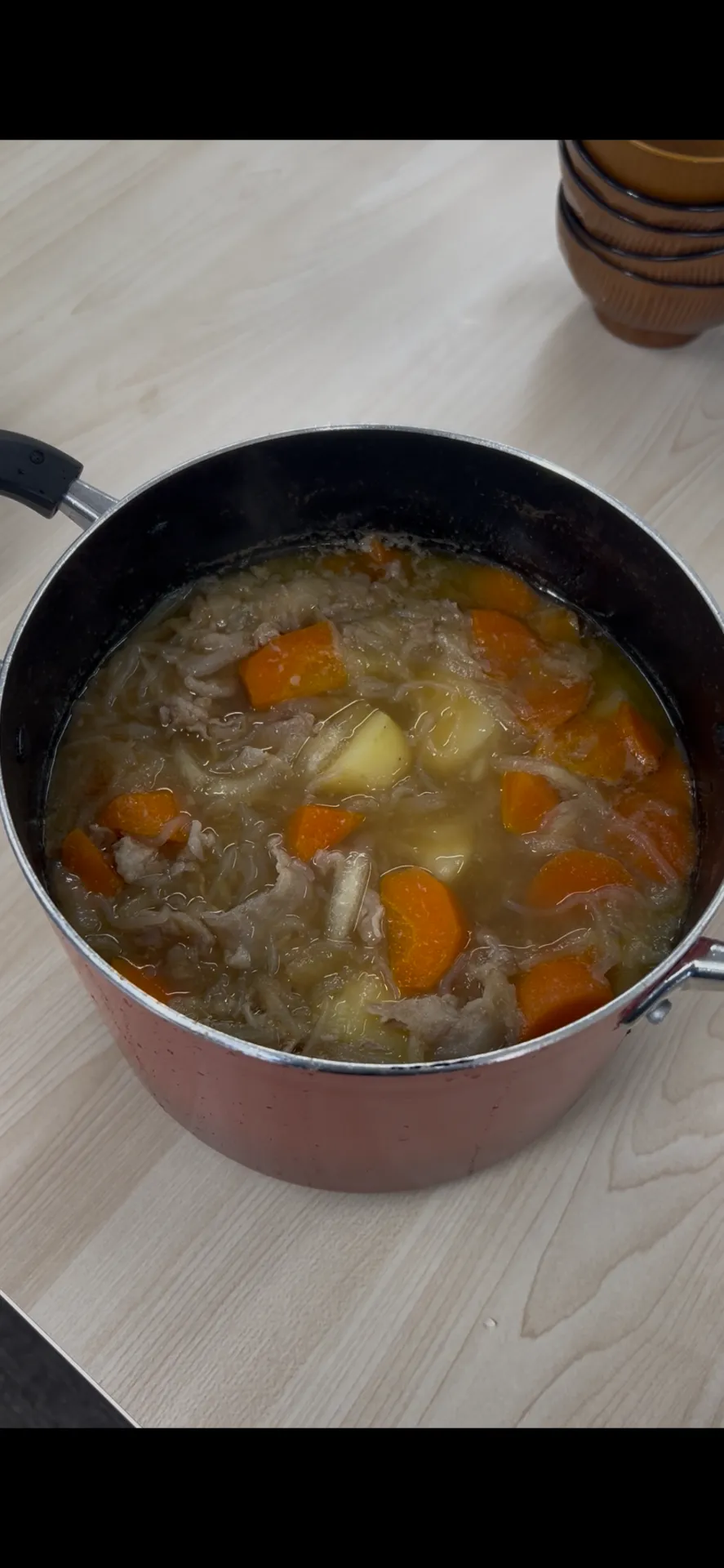 【本日のランチ】肉じゃがとアジフライ🐟