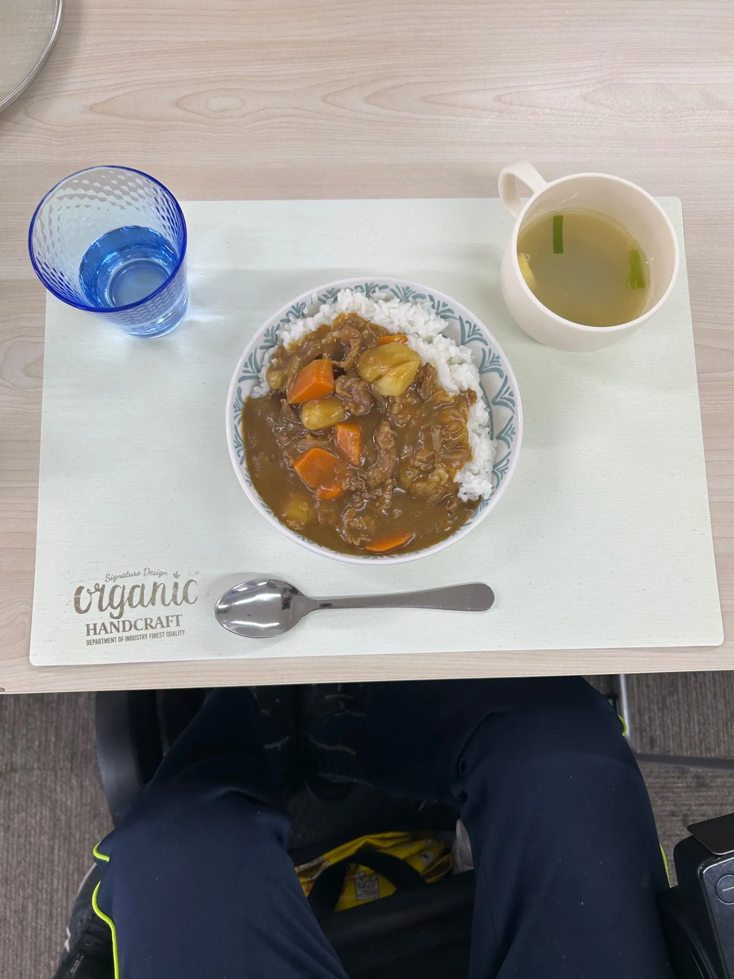 本日の昼食は具だくさんカレーでした🍛